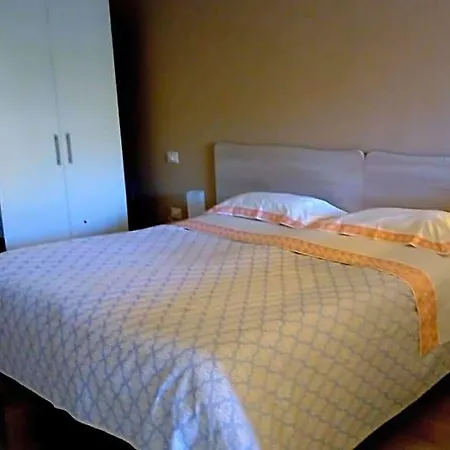 Oda ve Kahvaltı Giramondo