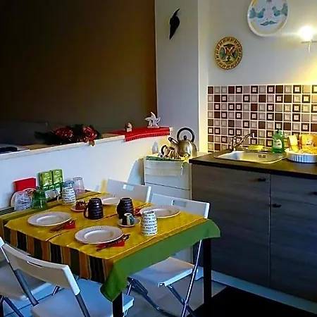 Giramondo Oda ve Kahvaltı Castrovillari